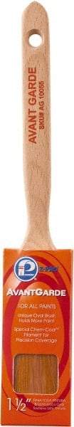Premier Paint Roller - 1-1/2" Oval Polyester Sash Brush - 2-1/2" Bristle Length, 7" Wood Sash Handle - Eagle Tool & Supply