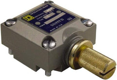 Square D - SPDT, NC/NO, 600 Volt Screw Terminal, Rotary Head Actuator, General Purpose Limit Switch - 1, 2, 4, 6, 12, 13, 6P NEMA Rating, IP67 IPR Rating - Eagle Tool & Supply
