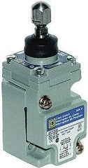 Square D - SPDT, NC/NO, 600 Volt Screw Terminal, Plunger Actuator, General Purpose Limit Switch - 1, 2, 4, 6, 12, 13, 6P NEMA Rating, IP67 IPR Rating - Eagle Tool & Supply