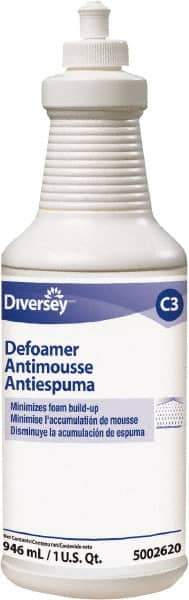 Diversey - 32 oz Squeeze Bottle Carpet Cleaner - Unscented, Use on Carpet & Upholstery - Eagle Tool & Supply
