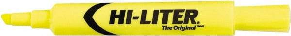 UNIVERSAL - Yellow Highlighter - Chisel Tip, AP Nontoxic Ink - Eagle Tool & Supply
