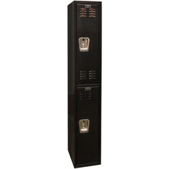 Horizontal Locker: Latch