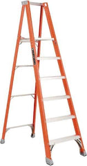 Louisville - 4 Steps, 4' High, Type IA Rating, Fiberglass Platform Ladder - 300 Lb Capacity, 25-1/8" Base Width - Eagle Tool & Supply