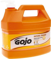 GOJO - 1 Gal Pump Bottle Liquid Hand Cleaner - General Duty, Orange Scent - Eagle Tool & Supply