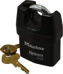 Master Lock - 3/4" Shackle Clearance, Keyed Alike Padlock - 3/8" Shackle Width, 3/8" Shackle Diam, Laminated Steel - Eagle Tool & Supply