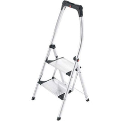Hailo - 2 Steps, 3' 9" High, EN14183 Rating, Aluminum Step Ladder - 330 Lb Capacity, 20-15/32" Base Width - Eagle Tool & Supply