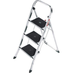 Hailo - 3 Steps, 3' 4" High, EN14183 Rating, Aluminum Step Ladder - 330 Lb Capacity, 18-1/2" Base Width - Eagle Tool & Supply