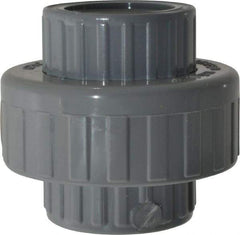 Value Collection - 1" CPVC Plastic Pipe Union with EPDM O-Ring - Schedule 80, FIPT x FIPT End Connections - Eagle Tool & Supply