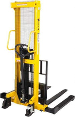 Vestil - 2,000 Lb Capacity, 17" Lift Height, Portable Workstation Manually Operated Lift - Eagle Tool & Supply