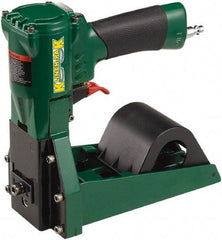 Klinch-Pak - Pneumatic Staple Gun - 1-1/4" Staples, 1000 Lb Capacity, Green, Aluminum - Eagle Tool & Supply