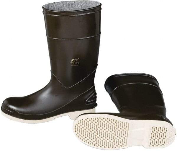 Dunlop Protective Footwear - Men's Size 6 Medium Width Plain Knee Boot - Brown, PVC Upper, 15" High, Chemical Resistant - Eagle Tool & Supply