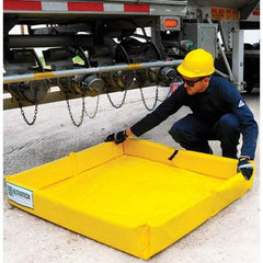 UltraTech - 15 Gal 18 oz PVC Containment Berm, Mini-Foam Wall - 1/2' High x 2' Wide x 2" Long - Eagle Tool & Supply