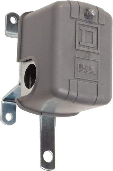 Square D - 1 NEMA Rated, DPST, Float Switch Pressure and Level Switch - 575 VAC, Line-Load-Load-Line Terminal - Eagle Tool & Supply