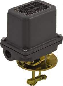 Square D - 4 NEMA Rated, DPST-DB, Float Switch Pressure and Level Switch - 575 VAC, Line-Load-Load-Line Terminal - Eagle Tool & Supply