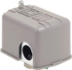 Square D - 1 and 3R NEMA Rated, 20 to 40 psi, Electromechanical Pressure and Level Switch - Adjustable Pressure, 575 VAC, L1-T1, L2-T2 Terminal, For Use with Square D Pumptrol - Eagle Tool & Supply