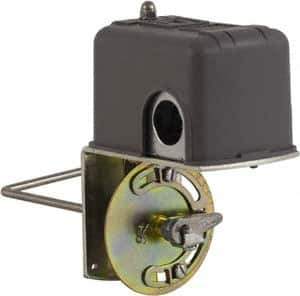 Square D - 1 NEMA Rated, DPST, Float Switch Pressure and Level Switch - 575 VAC, Line-Load-Load-Line Terminal - Eagle Tool & Supply