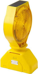 TAPCO - 7-1/2" Wide Barricade Light - Amber - Eagle Tool & Supply