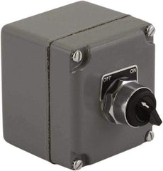 Schneider Electric - 1 Operator, Pushbutton Control Station - Start (Legend), Momentary Switch, NO/NC Contact, NEMA 1, 13, 3, 4 - Eagle Tool & Supply