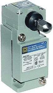 Square D - SPDT, NC/NO, 600 Volt Screw Terminal, Plunger Actuator, General Purpose Limit Switch - 1, 2, 4, 6, 12, 13, 6P NEMA Rating, IP67 IPR Rating - Eagle Tool & Supply