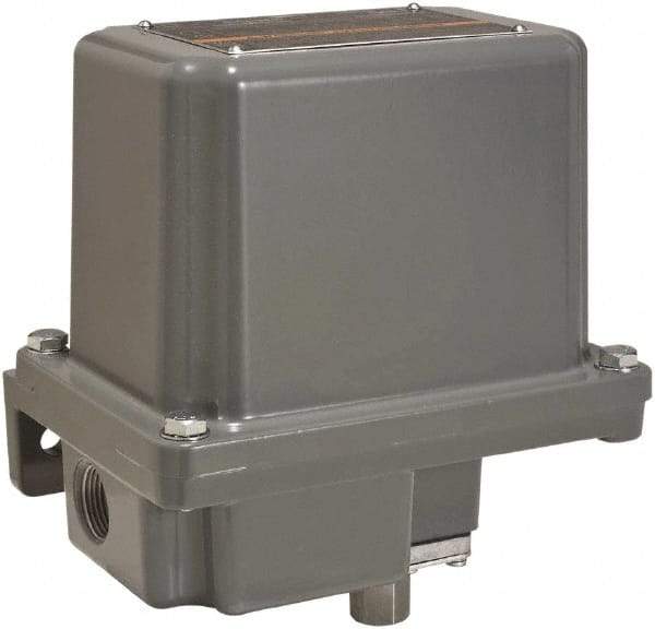 Square D - 7 and 9 NEMA Rated, SPDT, 170 to 5,600 psi, Electromechanical Pressure and Level Switch - Adjustable Pressure, 120 VAC at 6 Amp, 125 VDC at 0.22 Amp, 240 VAC at 3 Amp, 250 VDC at 0.27 Amp, 1/4 Inch Connector, Screw Terminal, For Use with 9012G - Eagle Tool & Supply