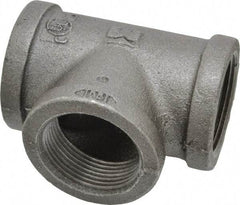 B&K Mueller - Size 1-1/4", Class 150, Malleable Iron Black Pipe Tee - 150 psi, Threaded End Connection - Eagle Tool & Supply