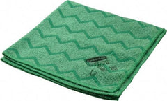 Rubbermaid - Dry Microfiber Wipes - 16" x 16" Sheet Size, Green - Eagle Tool & Supply