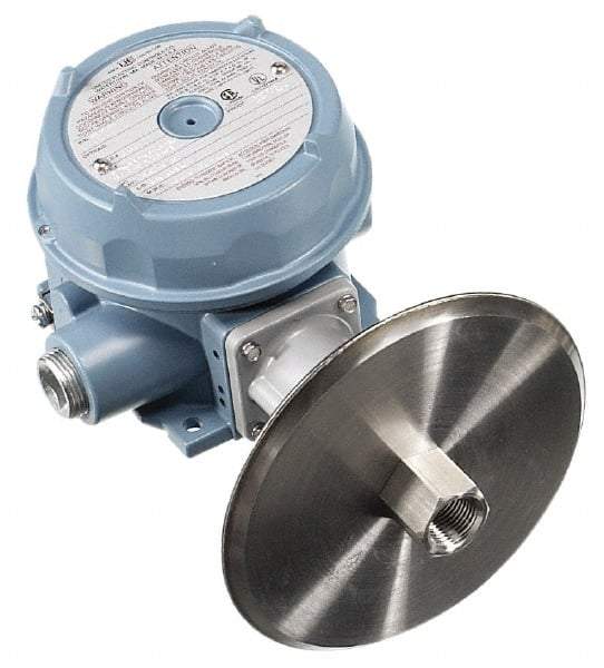 United Electric Controls - 1 to 20" wc VAC Adjustable Range, 580 Max psi, Explosion-Proof Pressure Switch - 1/2 NPTF - Eagle Tool & Supply