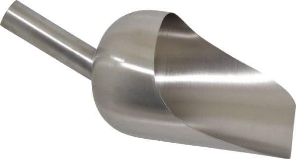 VOLLRATH - 52 oz Silver Stainless Steel Round Bottom Scoop - 5.3" Wide Bowl, 3.3" Handle Length, 12" OAL - Eagle Tool & Supply