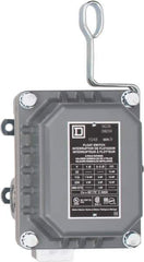 Square D - 4 NEMA Rated, DPST, Float Switch Pressure and Level Switch - 575 VAC, Line-Load-Load-Line Terminal - Eagle Tool & Supply