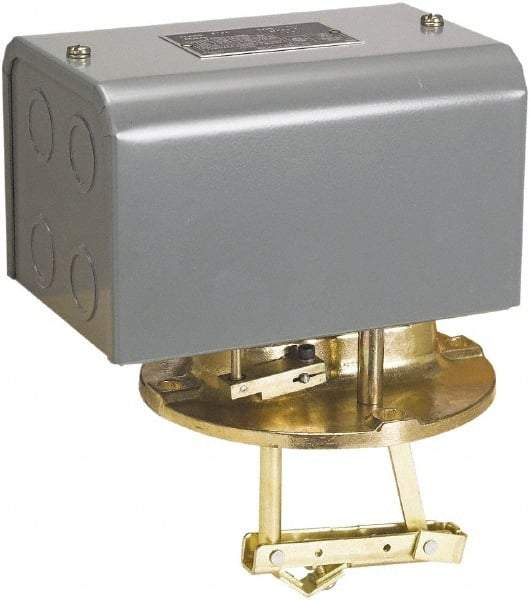 Square D - 1 NEMA Rated, DPST-DB, Float Switch Pressure and Level Switch - 575 VAC, Line-Load-Load-Line Terminal - Eagle Tool & Supply