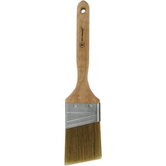 Wooster Brush - 2-1/2" Angled Hog Sash Brush - 2-15/16" Bristle Length, 7-1/8" Plastic Fluted Handle - Eagle Tool & Supply