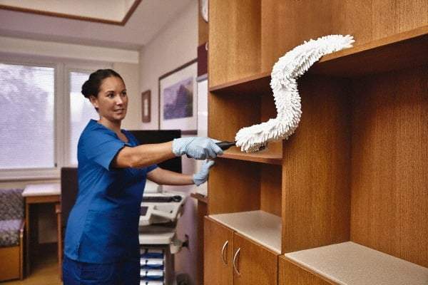 Rubbermaid - Microfiber Duster - 28.4" OAL, White - Eagle Tool & Supply