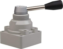 Value Collection - 1/2" NPT Manual Mechanical Valve - 4-Way, 3 Position, Bottom Ported, 0.976 CV Rate & 127.98 Max psi - Eagle Tool & Supply