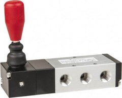PRO-SOURCE - 1/4" NPT Manual Mechanical Valve - 5-Way, 3 Position, Lever/Spring, 0.98 CV Rate & 127.98 Max psi - Eagle Tool & Supply