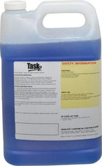 Master Fluid Solutions - 1 Gal Bottle Cleaner/Degreaser - Liquid, Citrus - Eagle Tool & Supply