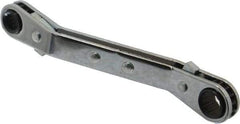 Proto - 1/4" x 5/16" 12 Point Reversible Ratcheting Offset Box Wrench - Double End, 4-1/8" OAL, Steel, 25° Offset - Eagle Tool & Supply