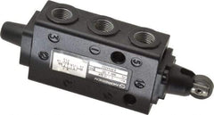 Norgren - 0.34 CV Rate, 1/8" NPT Inlet 5/2 Super Mechanical Valve - 1/8" NPT Inlet, Packed Spool Valve, Roller Actuator - Eagle Tool & Supply