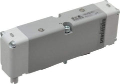 Parker - Double Solenoid 3 Position, Aluminum Solenoid Valve - All Ports Blocked, 145 Max PSI, Buna-N Seal - Eagle Tool & Supply