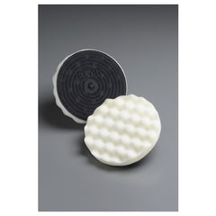 ‎3M Finesse-it Buffing Pad 01912 5-1/4″ White Foam - Eagle Tool & Supply